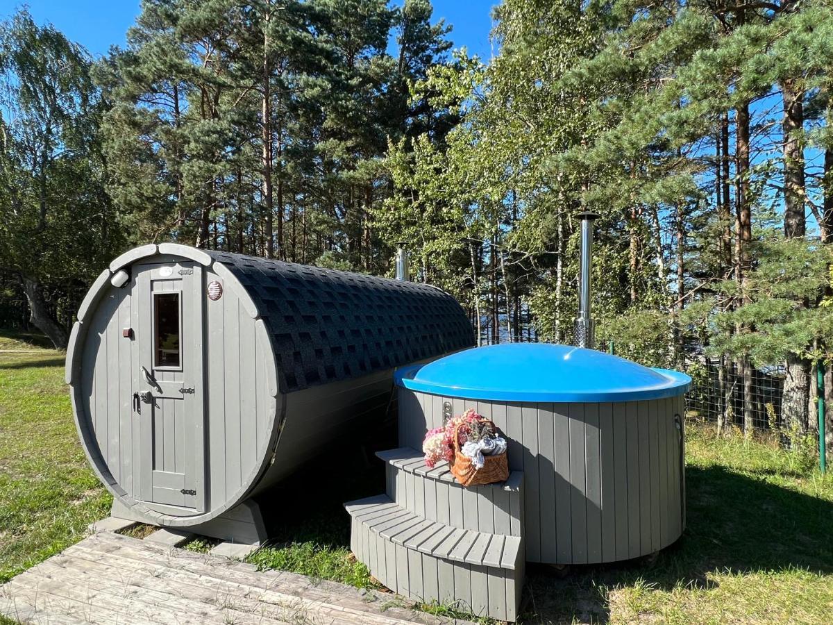 Camping Noras Hotel Mērsrags Buitenkant foto