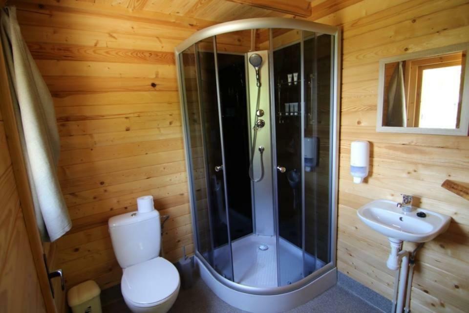 Camping Noras Hotel Mērsrags Buitenkant foto