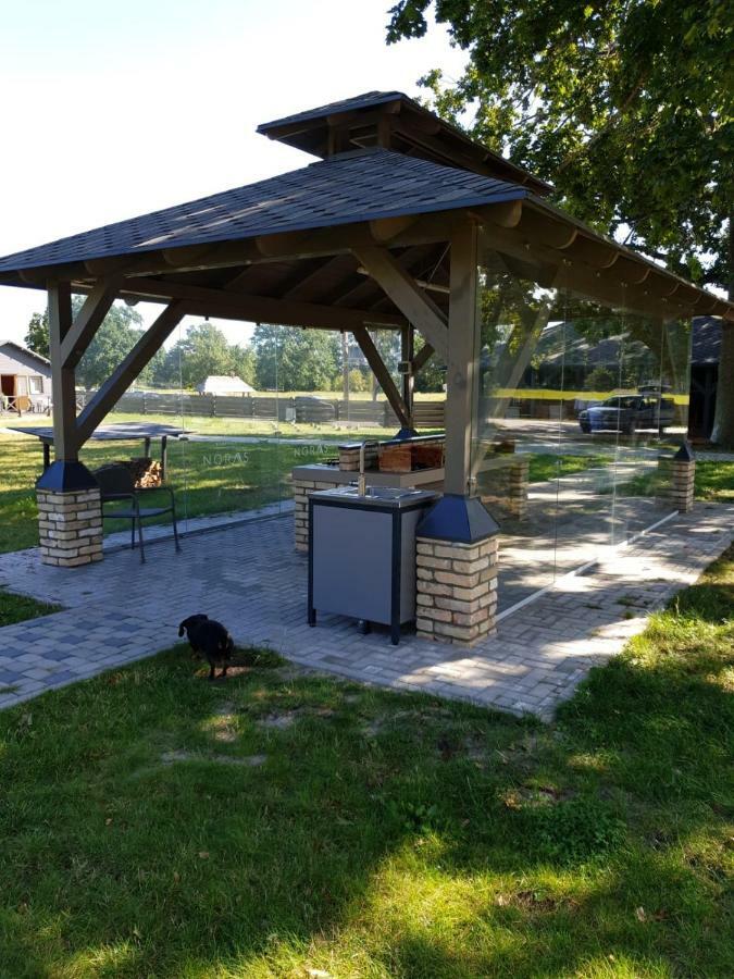 Camping Noras Hotel Mērsrags Buitenkant foto